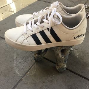 Adidas Neo sneakers Sz 8